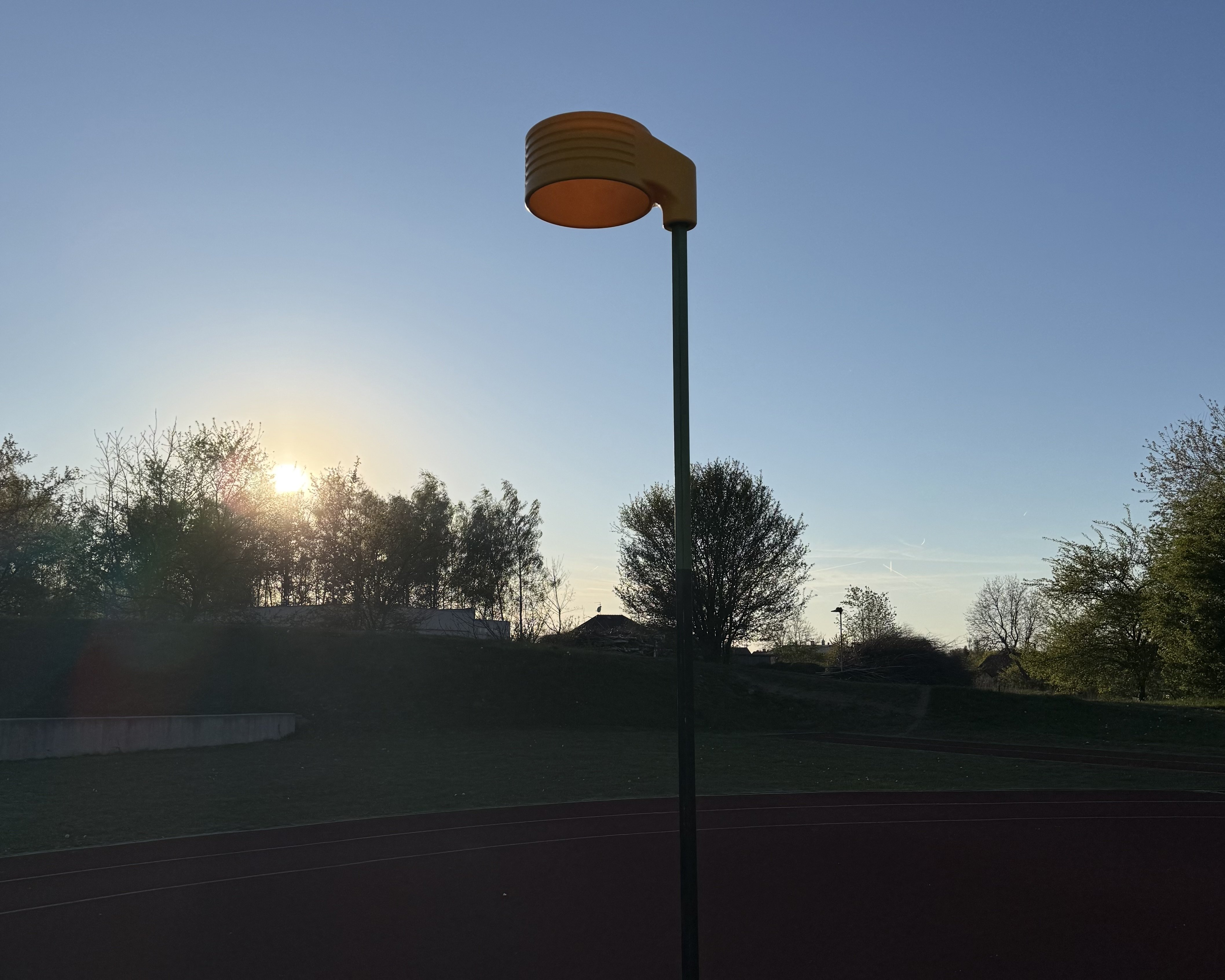       
          Mladí korfbalisté představili korfbal na Dobré Vodě
      