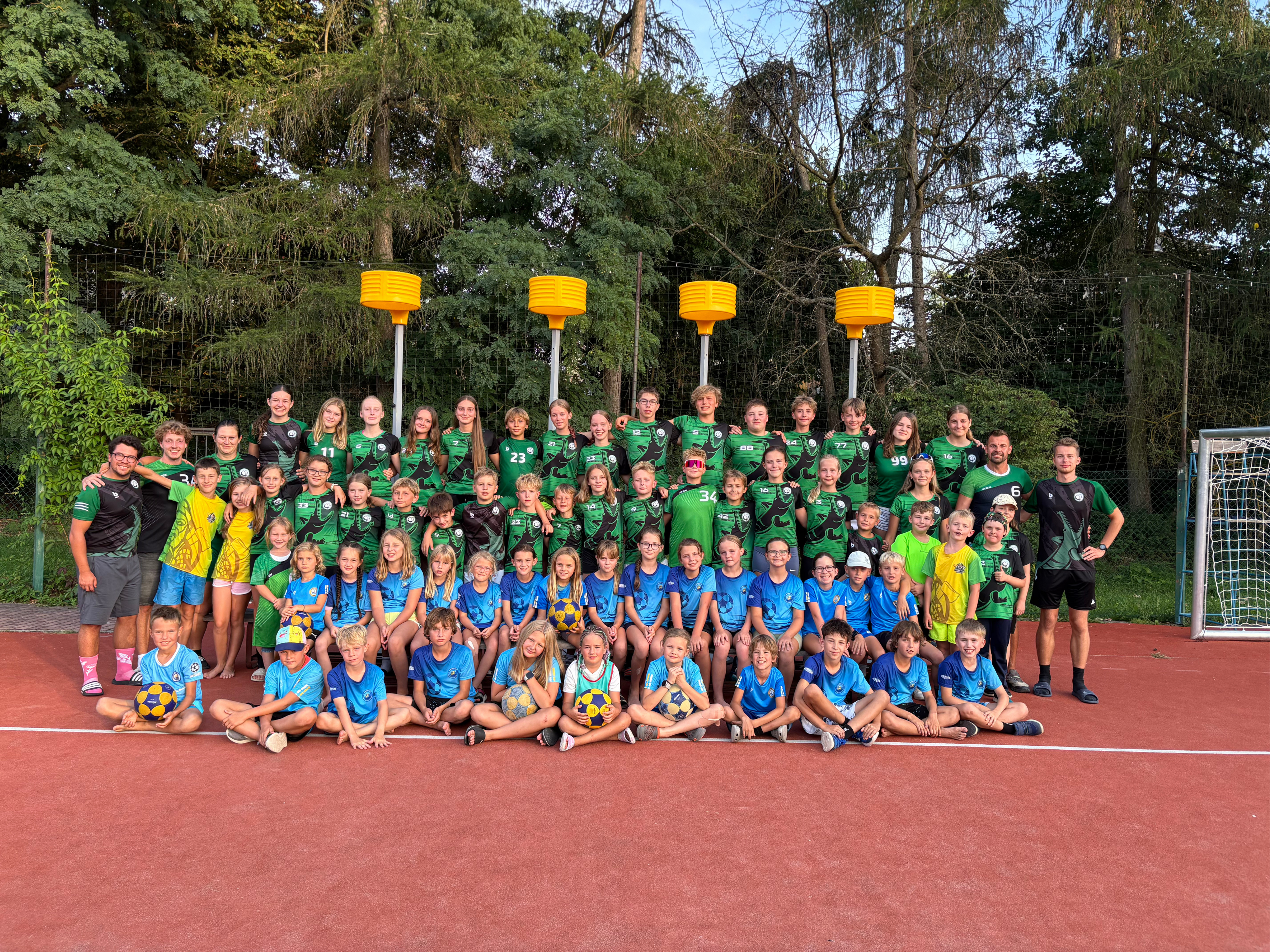       
          Sezóna zahájena! V Křemži proběhlo korfbalové soustředění
      