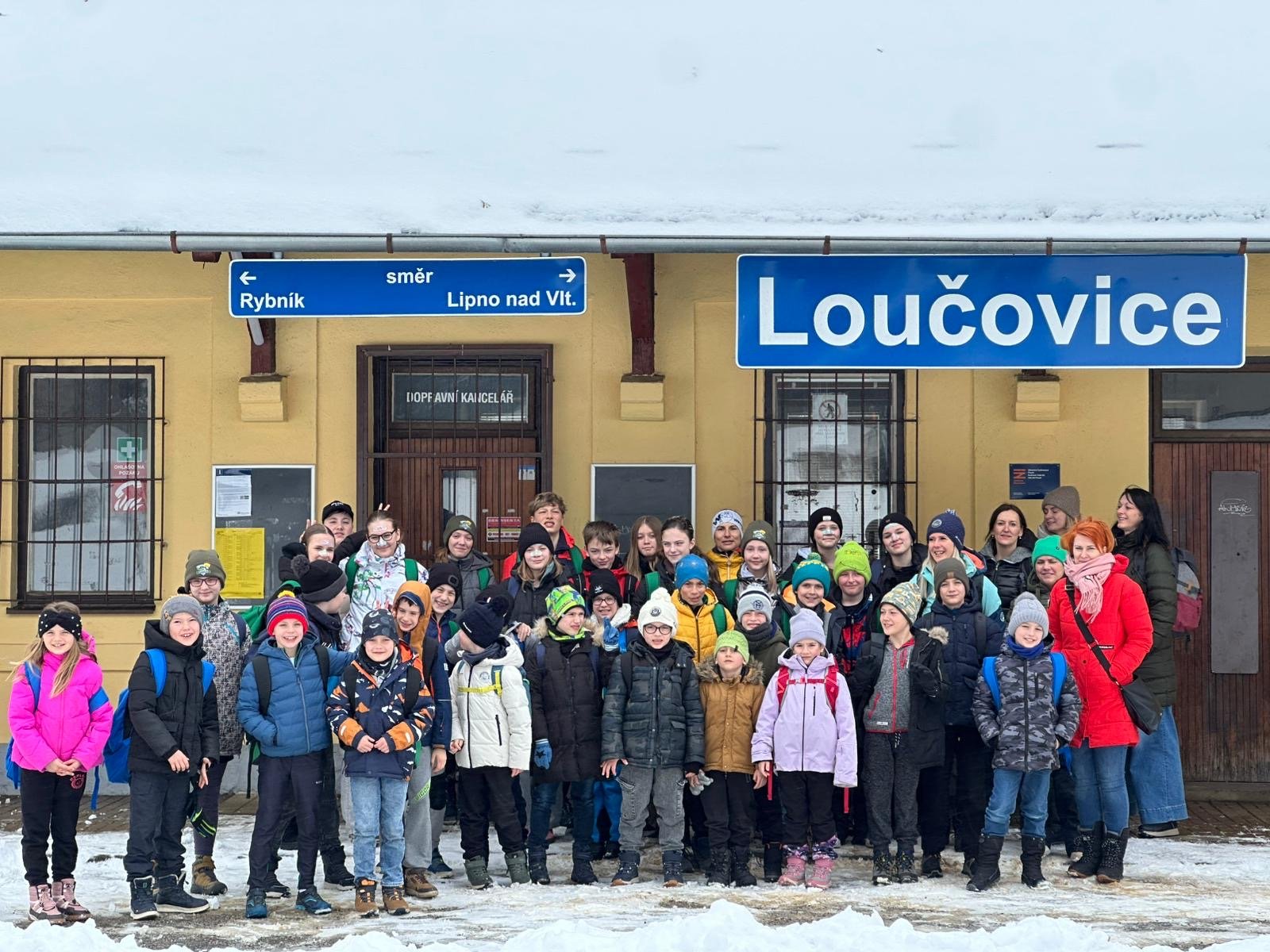       
          Předposlední kolo Jihočeské ligy se uskutečnilo v malebně zasněžených Loučovicích
      